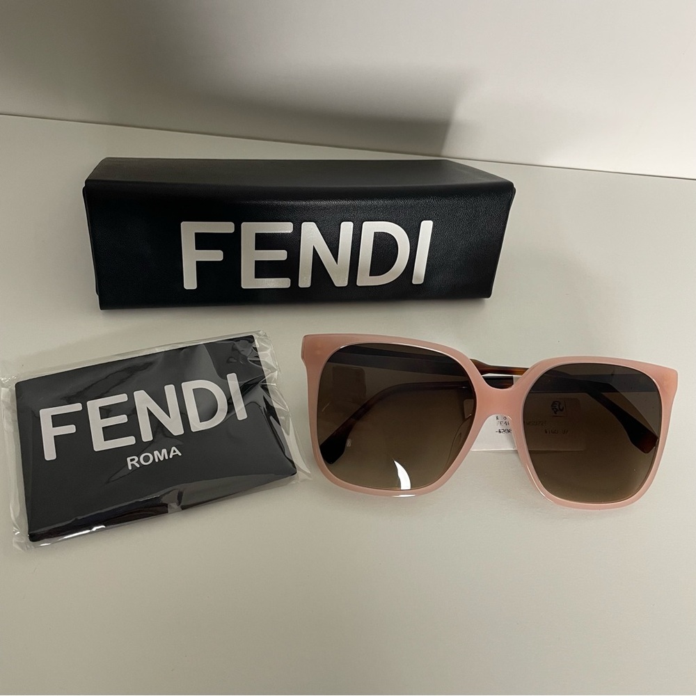 Fendi Sunglasses - Picture 6 of 8